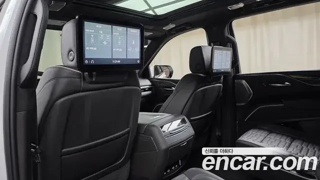 Cadillac Escalade 2021 — Photo 15/41
