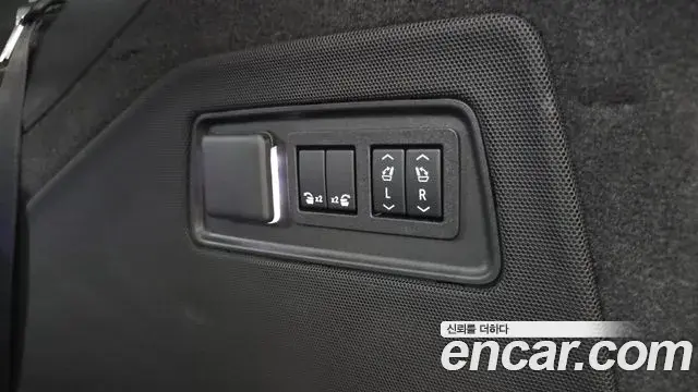 Cadillac Escalade 2021 — Photo 31/41