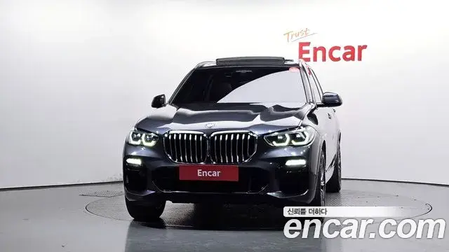 BMW X5 2021 — Фото 2/20