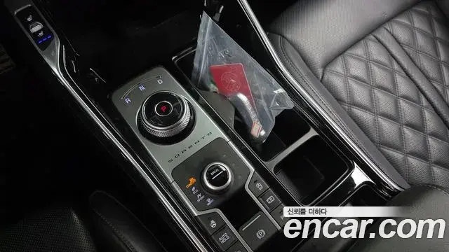 Kia Sorento 2020 — Photo 9/20