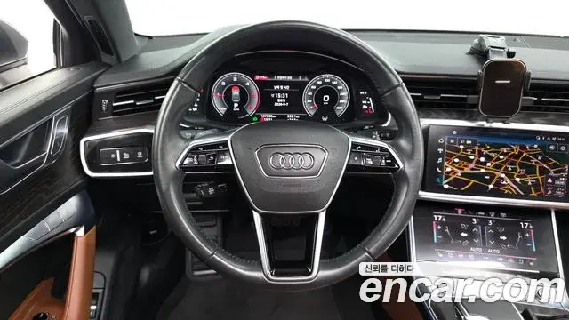 Audi A6 2021 — Фото 12/20