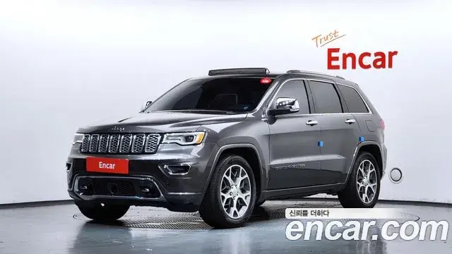 Jeep Grand Cherokee 2019 — Photo 31/36