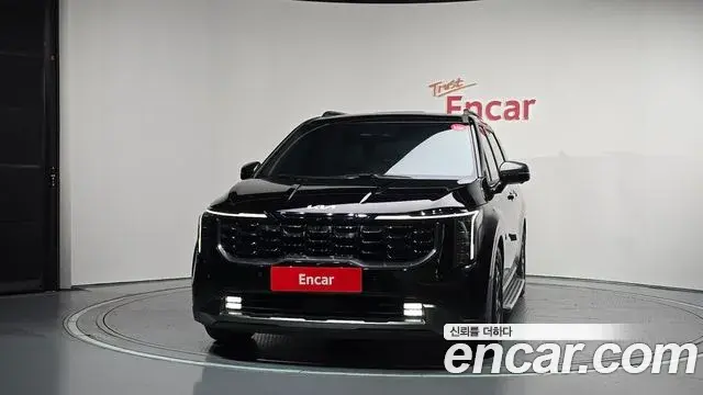 Kia Carnival 2024 — Photo 17/36