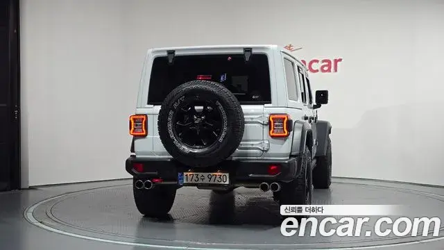 Jeep Wrangler 2022 — Фото 4/20