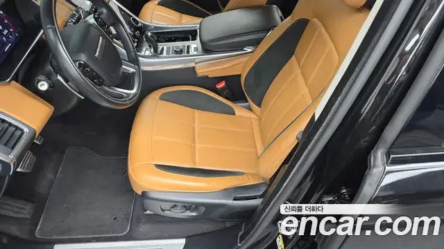 Land Rover Range Rover Sport 2021 — Фото 18/20