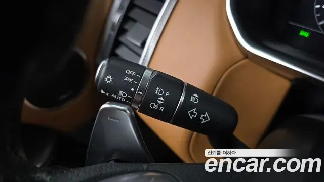 Land Rover Range Rover Sport 2021 — Photo 25/32