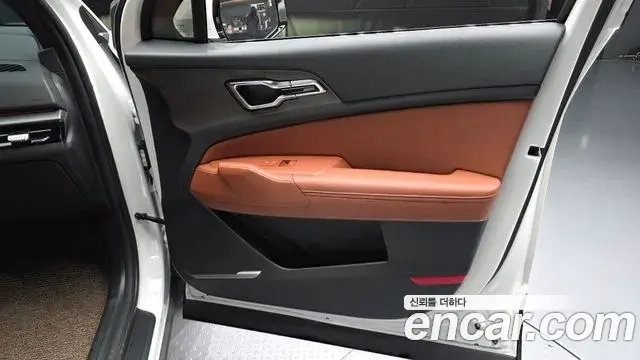 Kia Sportage 2025 — ფოტო 14/32
