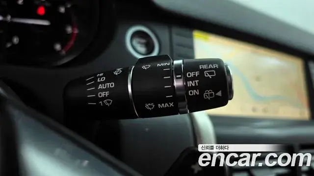 Land Rover Discovery Sport 2019 — Şəkil 33/34