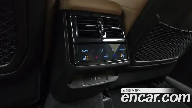 Renault Samsung Grand Koleos 2024 — Фото 17/20