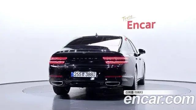 Genesis Electrified G80 2023 — Photo 4/20