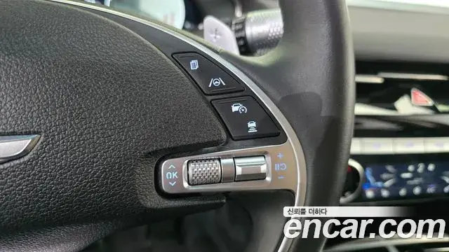 Genesis Electrified G80 2023 — Photo 17/20