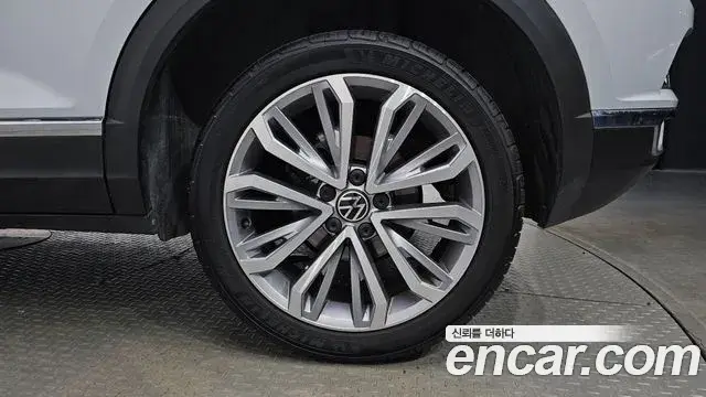 Volkswagen T-Roc 2021 — Şəkil 2/36