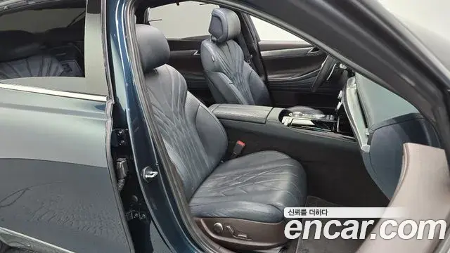 Genesis Electrified G80 2020 — Photo 12/20