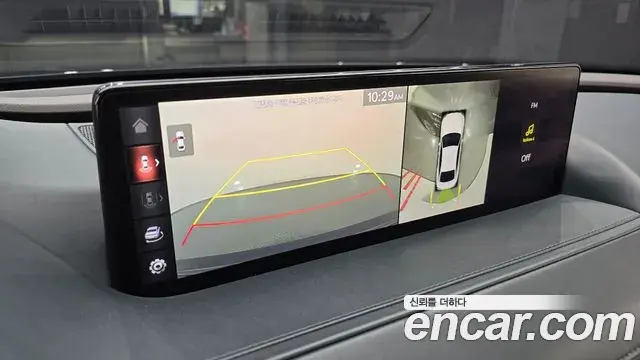 Genesis Electrified G80 2020 — Photo 15/20