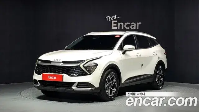 Kia Sportage 2021 — Фото 1/20