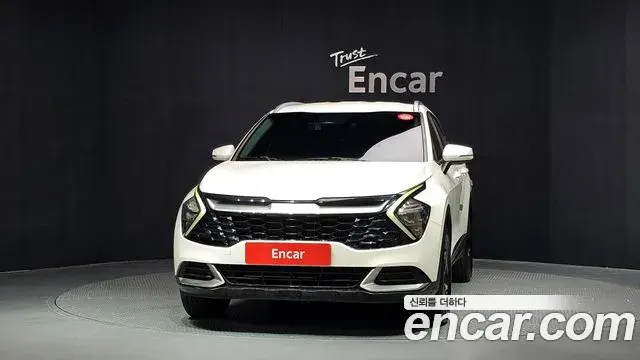Kia Sportage 2021 — Фото 3/20