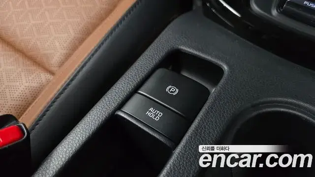 Kia Seltos 2022 — ფოტო 3/31