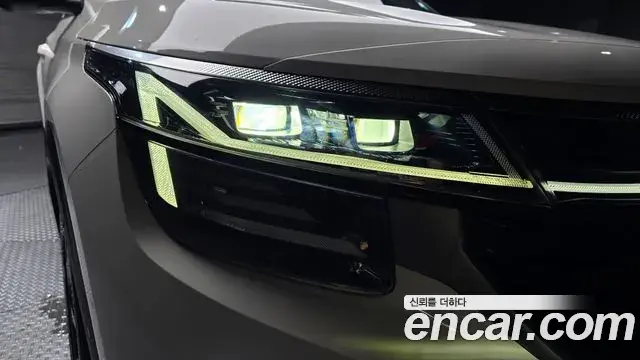 Kia Seltos 2022 — ფოტო 4/31