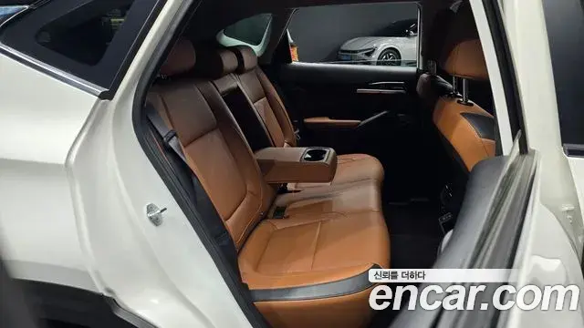 Kia Seltos 2022 — ფოტო 10/31