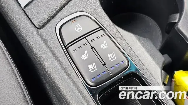 Kia Niro 2020 — Фото 18/20