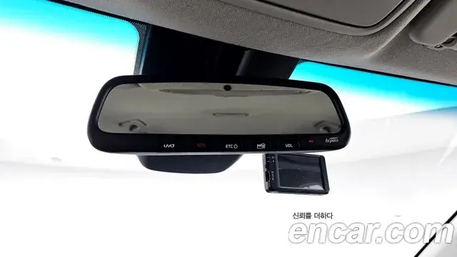 Kia Niro 2020 — Фото 19/20