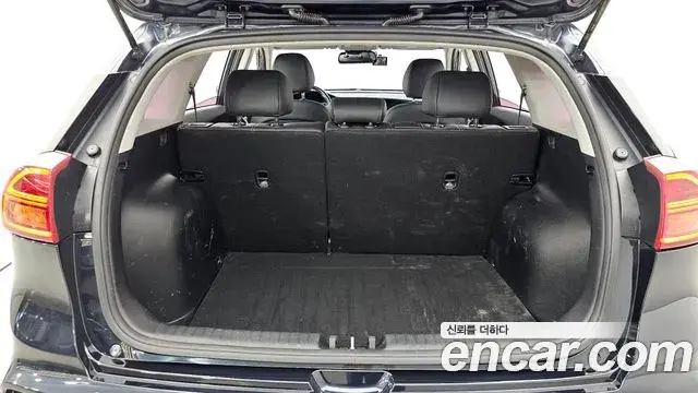Kia Niro 2020 — Фото 20/20