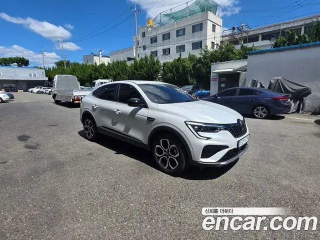 Renault Samsung Arkana 2025 — Фото 1/17