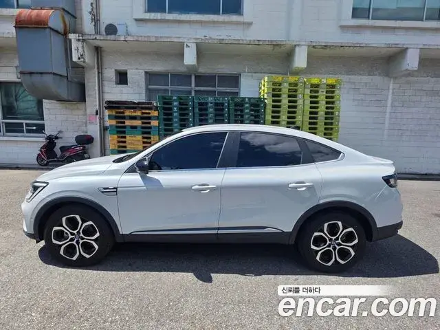 Renault Samsung Arkana 2025 — Фото 9/17