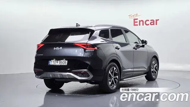 Kia Sportage 2021 — Фото 2/20