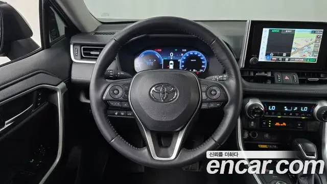 Toyota RAV4 2023 — Şəkil 14/20