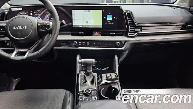 Kia Sportage 2024 — Фото 13/20