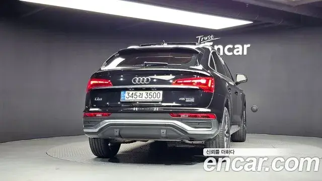 Audi Q5 2021 — Фото 4/20