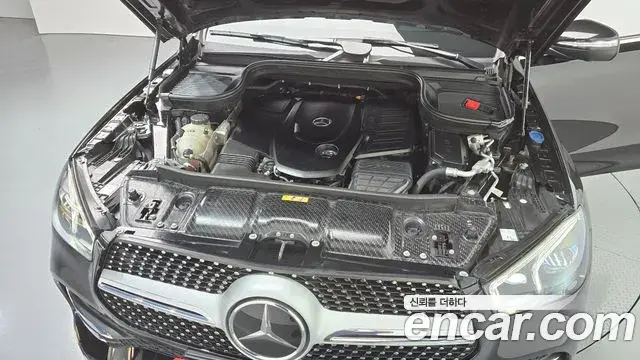 Mercedes-Benz GLE-Class 2021 — Фото 6/20