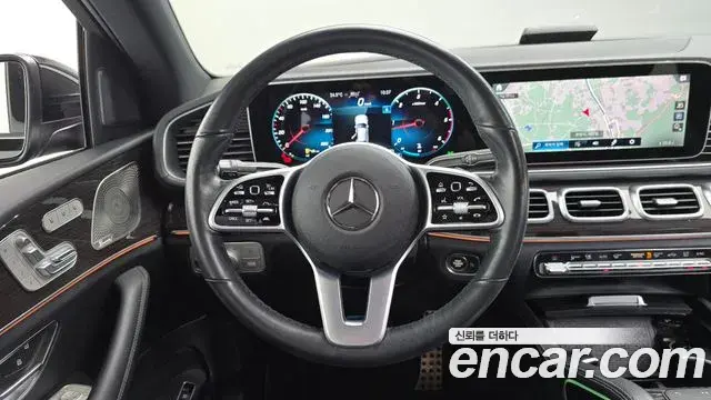 Mercedes-Benz GLE-Class 2021 — Фото 13/20