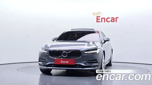 Volvo S90 2019 — Photo 29/36