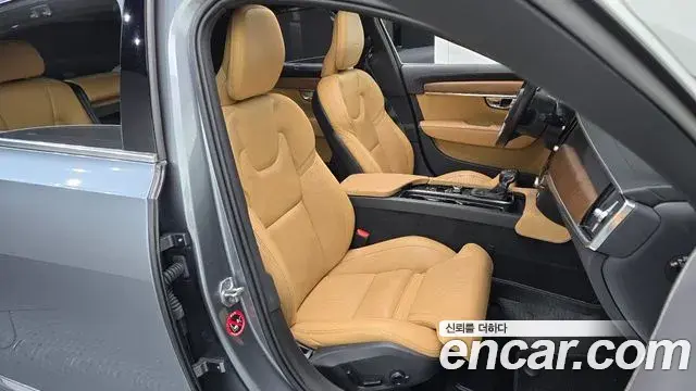 Volvo S90 2019 — Photo 5/36