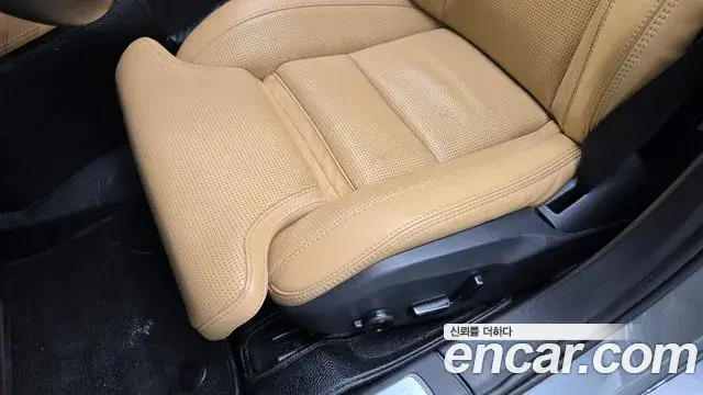 Volvo S90 2019 — Photo 8/36