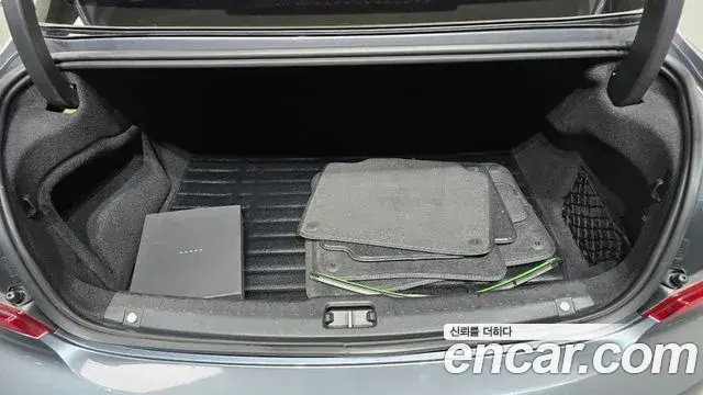 Volvo S90 2019 — Photo 20/36