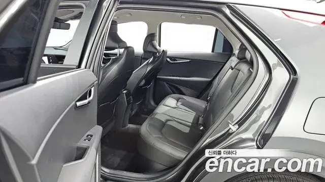 Kia Niro 2025 — Фото 12/20