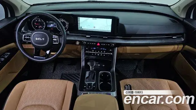 Kia Carnival 2022 — Photo 7/20
