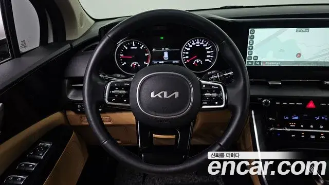 Kia Carnival 2022 — Photo 14/20
