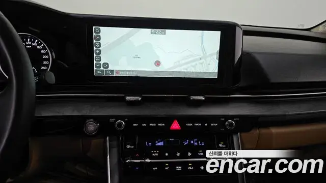 Kia Carnival 2022 — Photo 15/20