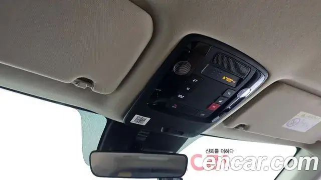 Kia Carnival 2022 — Photo 18/20