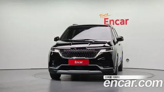 Kia Carnival 2023 — Фото 2/20