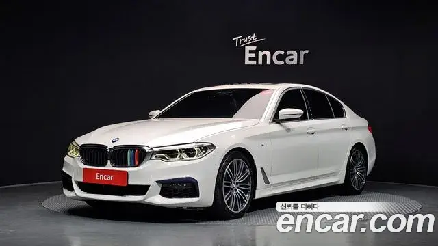 BMW 5 Series 2019 — Фото 1/20