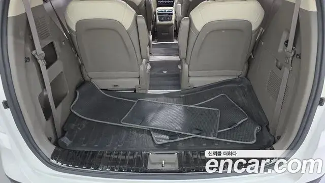 Kia Carnival 2022 — Фото 15/20