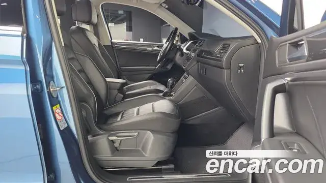 Volkswagen Tiguan Allspace 2020 — Photo 15/35