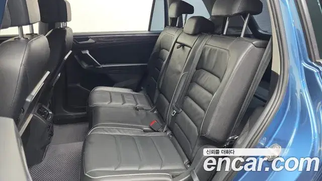 Volkswagen Tiguan Allspace 2020 — Photo 11/35