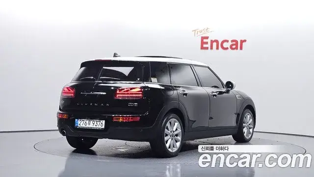 Mini Cooper Clubman 2021 — Photo 2/20