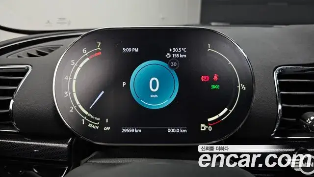 Mini Cooper Clubman 2021 — Photo 8/20